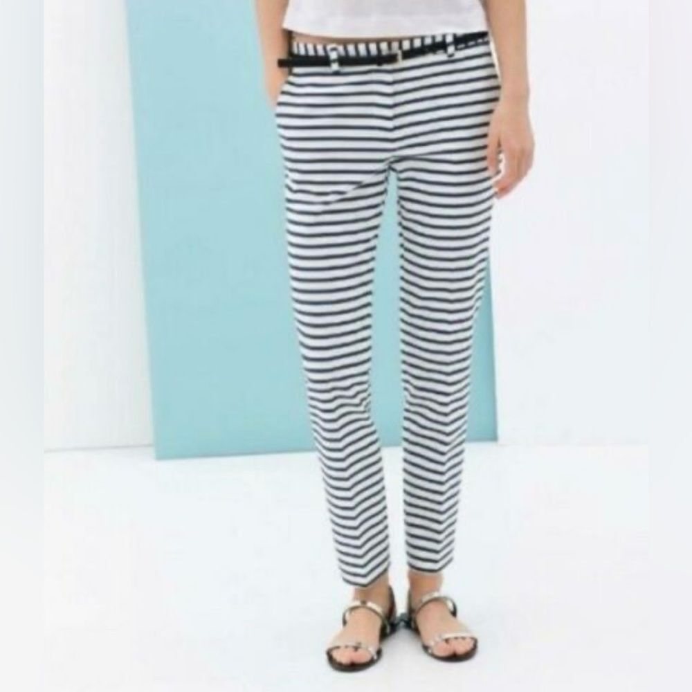 Zara Basic blue/white striped ankle pants with back pockets
